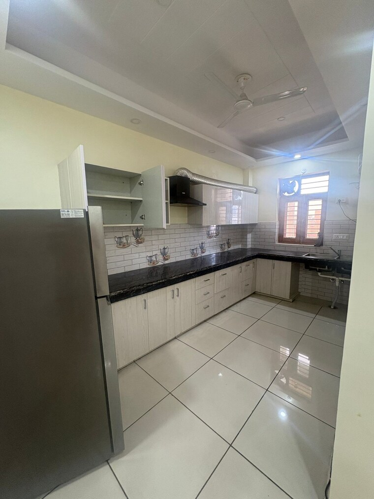 Kitchen, sector 40 2 Bedroom 1100 Sq.Ft. Builder Floor In Sector 40 Gurgaon 10392593