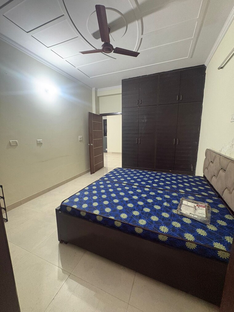 Bedroom, sector 40 2 Bedroom 1100 Sq.Ft. Builder Floor In Sector 40 Gurgaon 10392593