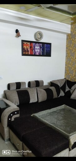 1 BHK Apartment For Rent in VVIP Nest