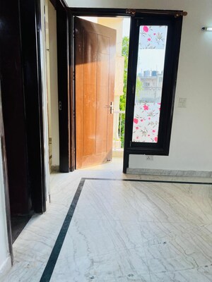 Bedroom in 3 BHK Builder Floor at South Extension ii – for Rent