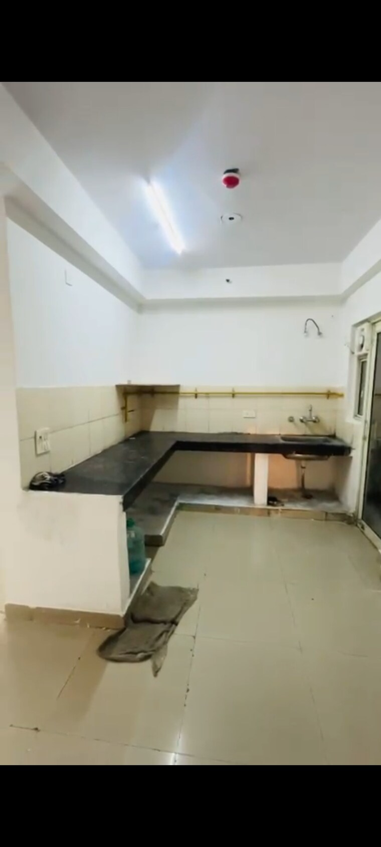 Kitchen, panchsheel-greens-ii 2.5 Bedroom 1350 Sq.Ft. Apartment In Sector 16 Greater Noida Greater Noida 10392616