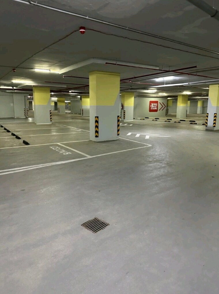  Parking, kalpataru-immensa 1 Bedroom 450 Sq.Ft. Apartment In Kolshet Road Thane 10392620