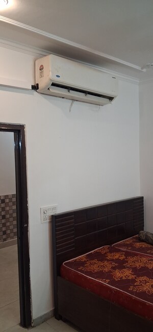 Furnished Amenities in 3 BHK Builder Floor at Sector 56 – for Rent