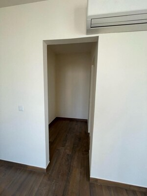 Room in 3 BHK Apartment at Conscient Heritage Max, Sector 102 – for Sale