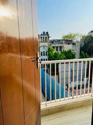 Balcony in 3 BHK Builder Floor at South Extension ii – for Rent