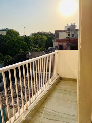 Balcony in 3 BHK Builder Floor at South Extension ii – for Rent
