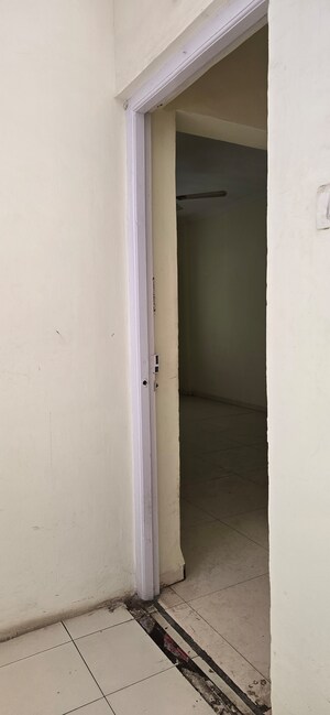 Furnished Amenities in 2 BHK Apartment at Goodwill Orchids, Dhanori – for Rent