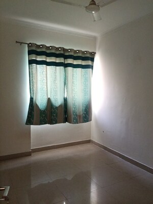 Room in 4 BHK Apartment at Saya Zion, Sector 4 Greater Noida – for Rent