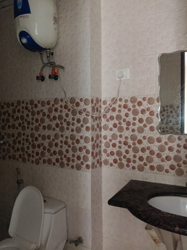 Bathroom, saya-zion 4 Bedroom 1825 Sq.Ft. Apartment In Sector 4 Greater Noida Greater Noida 10393043