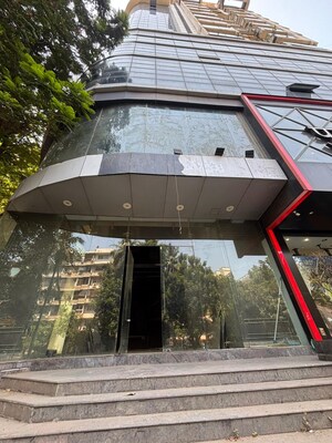  Showroom – Exterior View View at Santacruz West - for Rent