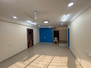 Room in 3 BHK Apartment at Dheeraj Devika, Bandra West – for Rent