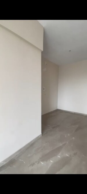 Room in 3 BHK Apartment at Andheri East – for Sale