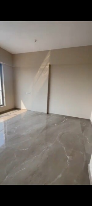 Room in 3 BHK Apartment at Andheri East – for Sale