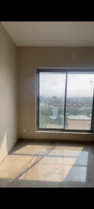 Room in 3 BHK Apartment at Andheri East – for Sale