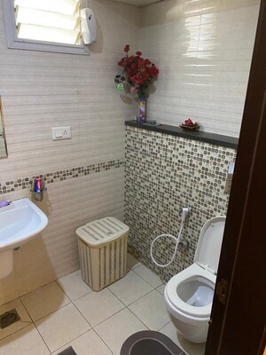 Bathroom in 2 BHK Apartment at Cooke Town – for Rent