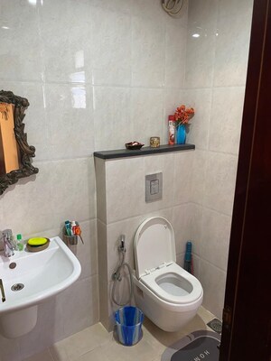 Bathroom in 2 BHK Apartment at Cooke Town – for Rent