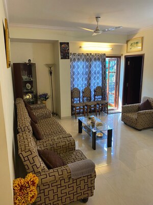 Living Room in 2 BHK Apartment at Cooke Town – for Rent