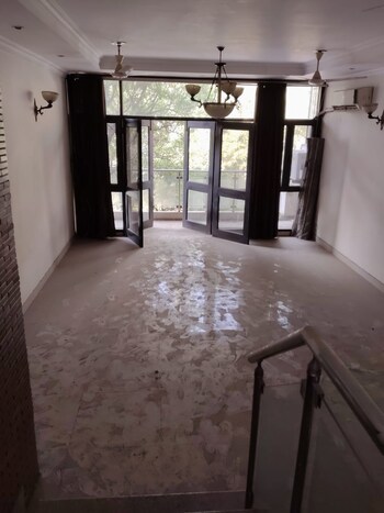 3 BHK Builder Floor for Rent in Greater Kailash ii, Delhi