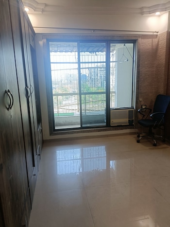 2 BHK Flat for Rent in Sector 13 Sanpada, Navi Mumbai