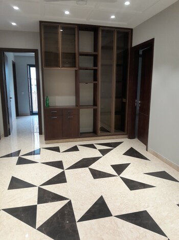 6+ BHK House for Rent in Vasant Vihar, Delhi