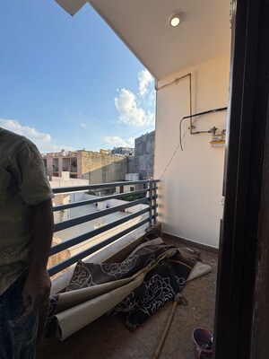 Building Lobby in 1 BHK Apartment at Palm Residency Chhatarpur, Chattarpur – for Rent
