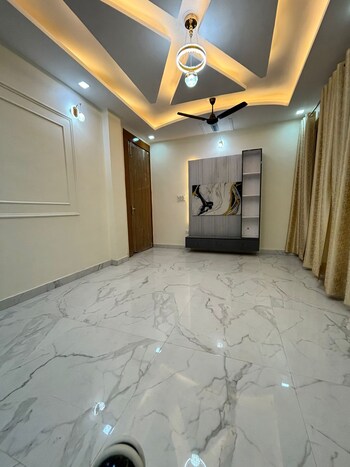 3 BHK Builder Floor for Rent in Jawahar Nagar, Delhi