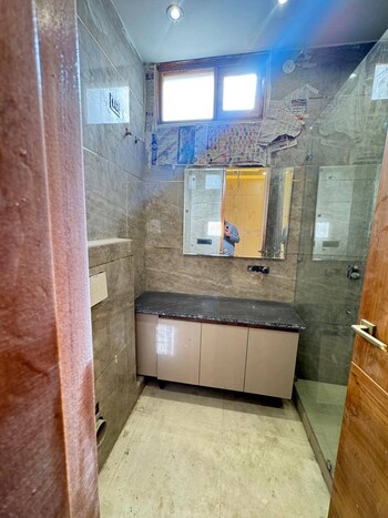 4 BHK Builder Floor for Rent in Green Fields Colony, Faridabad