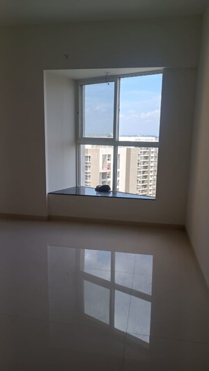 Room in 3 BHK Apartment at Pride Purple Park Titan, Hinjewadi – for Rent