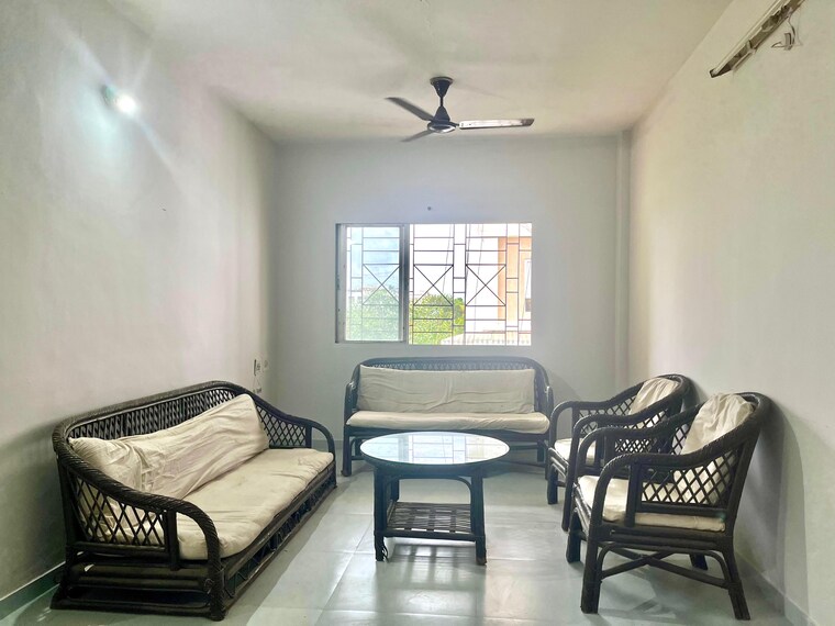 Living Room, sukanto-roy-surobhi-enclave 2 Bedroom 850 Sq.Ft. Apartment In Aundh Pune 10401371