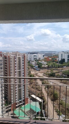 3 BHK + Pooja Room,Servant Room,Study Room,Extra Room,Basement,Store Room Apartment For Rent in Pride Purple Park Titan