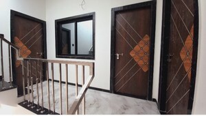 Room in 5 BHK Independent House at Jahangirabad – for Sale