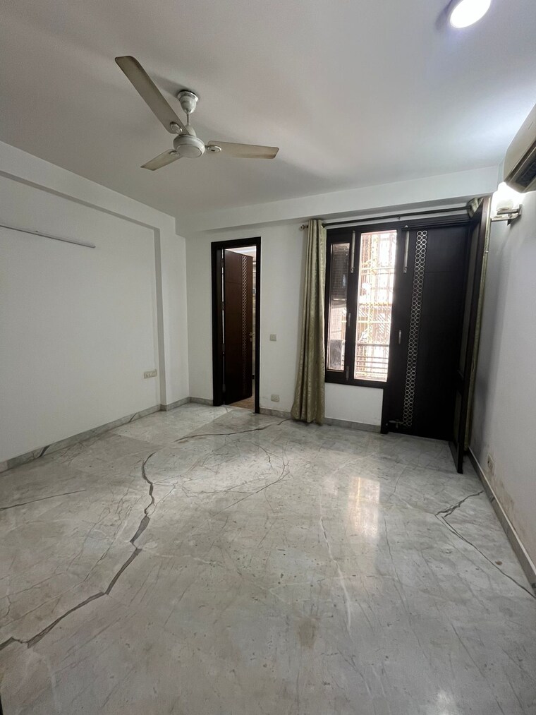 Room, sector 57 1 Bedroom 60 Sq.Yd. Builder Floor In Sector 57 Gurgaon 10401389