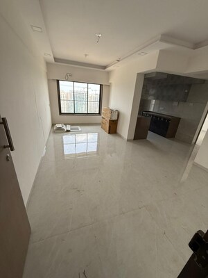 Room in 2 BHK Apartment at Rangrekha CHS, Dahisar East – for Rent