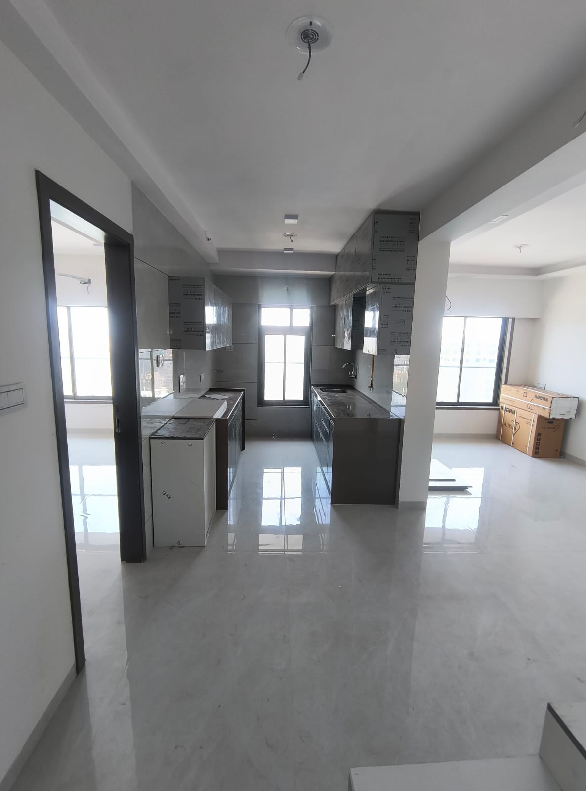 2 BHK Apartment For Rent in Rangrekha CHS