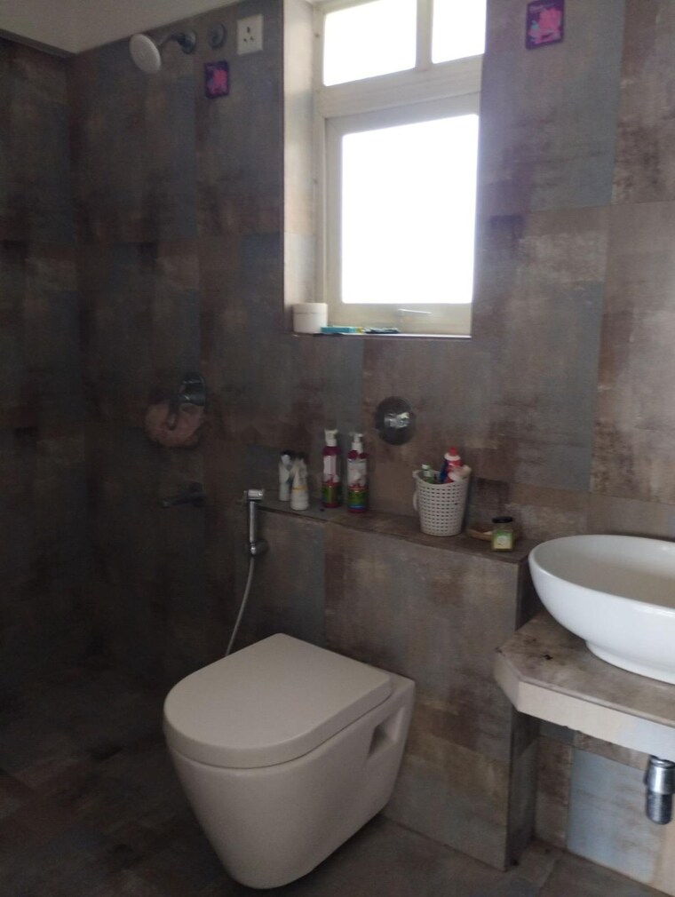 Bathroom, puranik-abitante 2 Bedroom 1014 Sq.Ft. Apartment In Bavdhan Pune 10401629