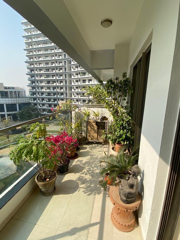 Balcony, tata-raheja-raisina-residency 3.5 Bedroom 3000 Sq.Ft. Apartment In Sector 59 Gurgaon 10401633