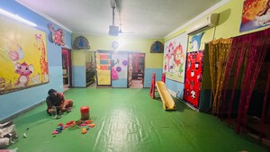 Bedroom in 5 BHK Independent House at Vrindavan Yojna – for Sale