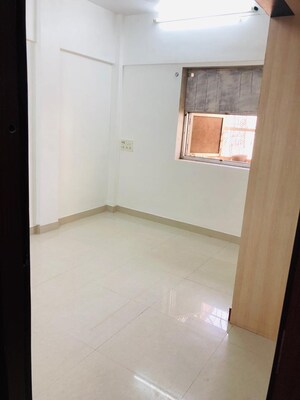 Room in 1 BHK Apartment at Versova – for Rent