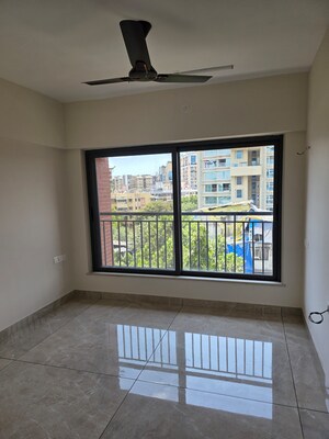 Room in 2 BHK Apartment at  Rushi The Kollage Andheri, Andheri East – for Rent