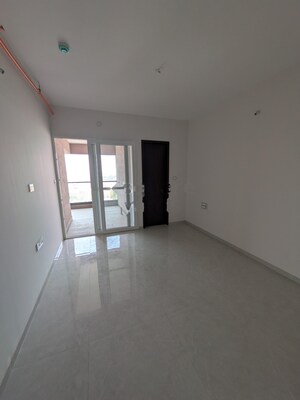 Room in 3 BHK Apartment at PK Hillcrest, Pimple Saudagar – for Rent