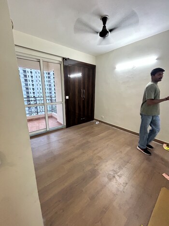 Jaypee Greens Kosmos
