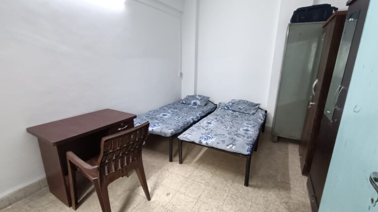 Bedroom, deccan gymkhana Pg For Boys & Girls In Deccan Gymkhana 10401766