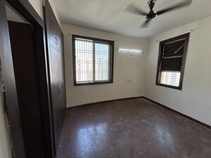 Room in 2 BHK Apartment at Jaypee Green Wish town Klassic, Sector 134 – for Rent