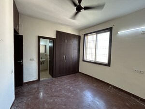 Room in 2 BHK Apartment at Jaypee Green Wish town Klassic, Sector 134 – for Rent