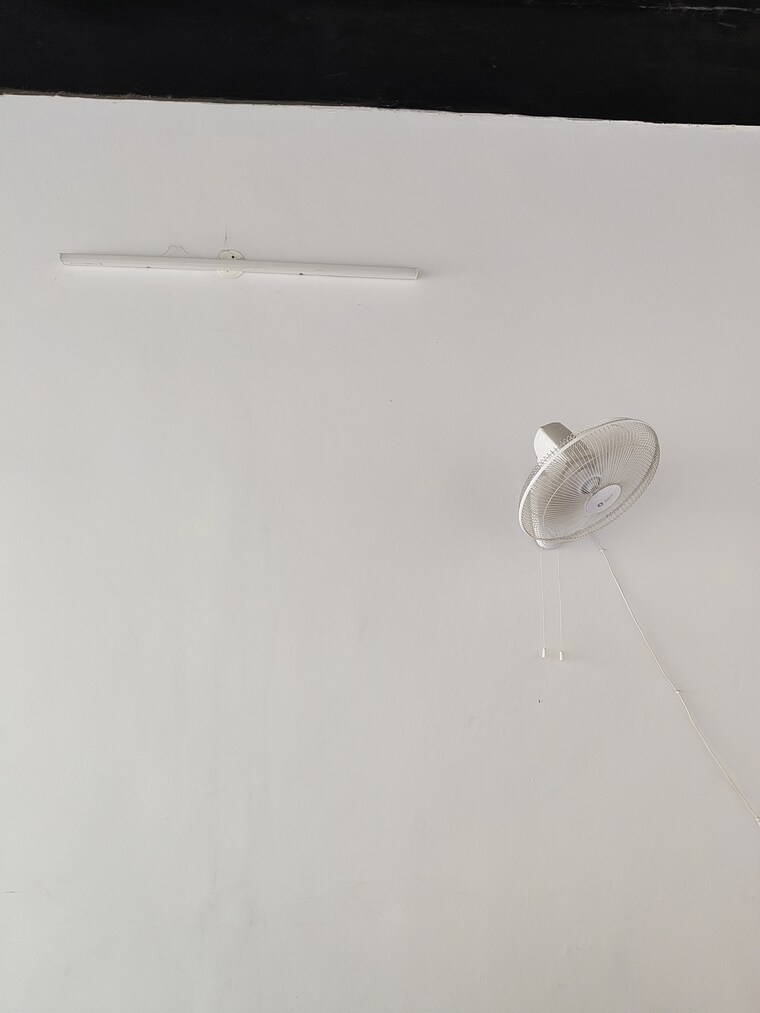 Room, gls-avenue-city Commercial Office Space 330 Sq.Ft. In Sector 92 Gurgaon 10401799