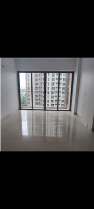 Room in 2 BHK Apartment at Puranik City, Kasarvadavali – for Rent