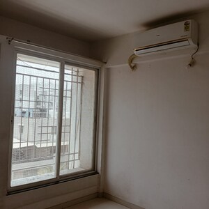 Room in 1 BHK Apartment at Choice Goodwill Metropolis West, Lohgaon – for Rent