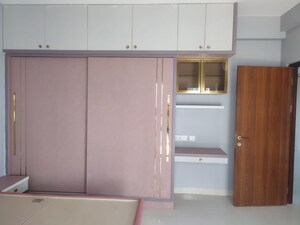 Room in 3 BHK Apartment at Narsingi – for Rent