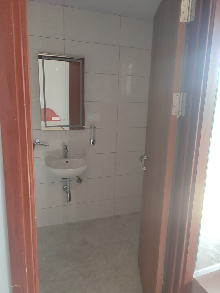 Bathroom, narsingi 3 Bedroom 2488 Sq.Ft. Apartment In Narsingi Hyderabad 10403511