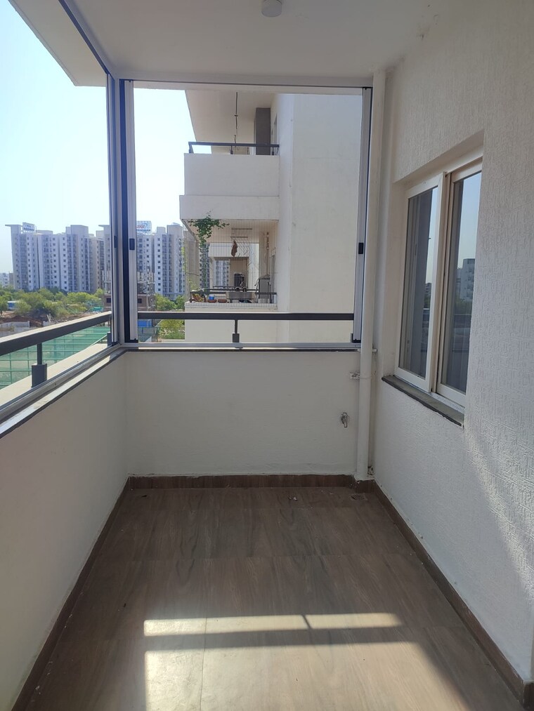 Balcony, narsingi 3 Bedroom 2488 Sq.Ft. Apartment In Narsingi Hyderabad 10403511